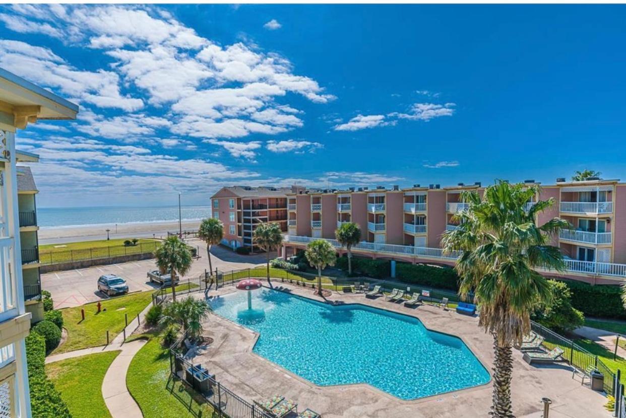 Beach Escape - Top Floor Ocean Views - Heated Pool - Seawall Blvd Galveston Dış mekan fotoğraf