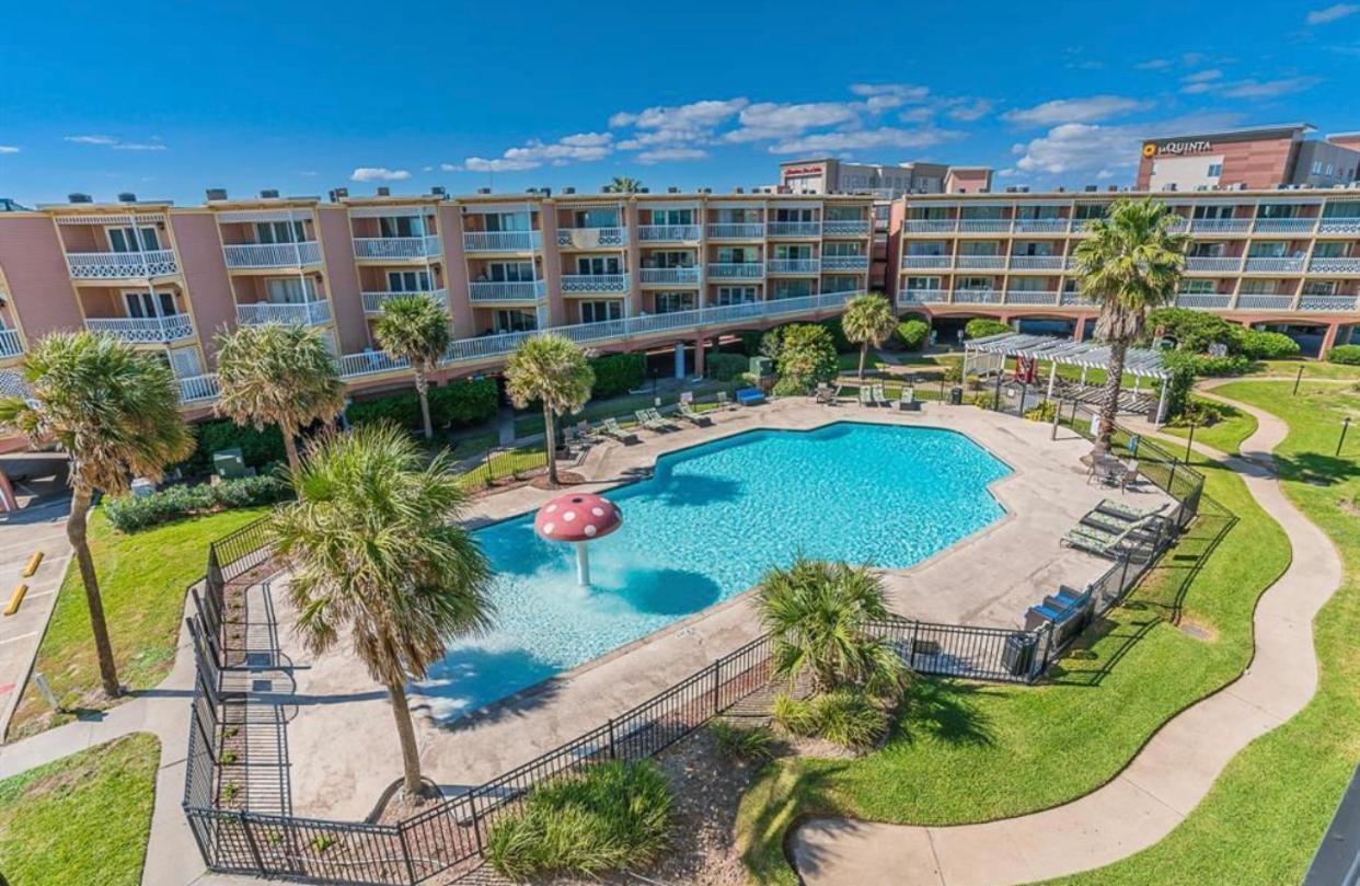 Beach Escape - Top Floor Ocean Views - Heated Pool - Seawall Blvd Galveston Dış mekan fotoğraf